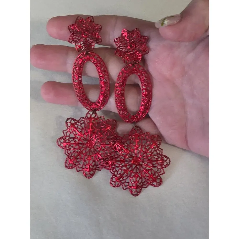 Vintage Long Dangle Statement Earrings Red Lace Like Filigree ClipOn Delicate 4